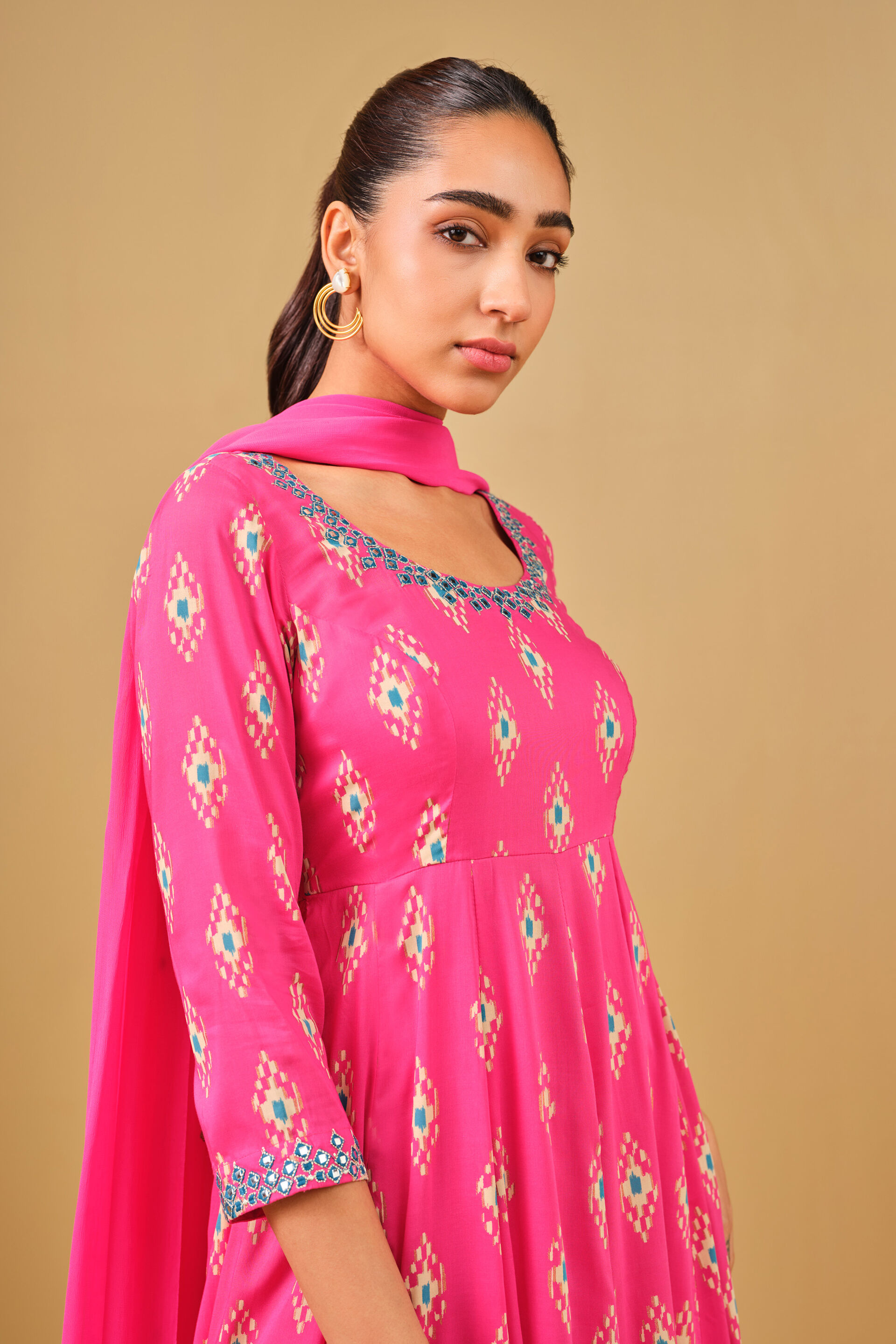 Ikat Inspired Pink Viscose Kurta Set, Pink, image 3